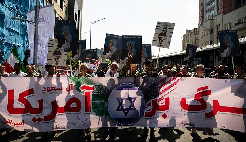 بالصور.. الايرانيون يشاركون في ميليونية القدس (2)