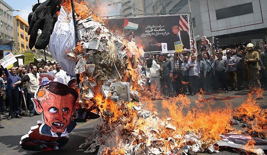 بالصور.. الايرانيون يشاركون في ميليونية القدس (5)