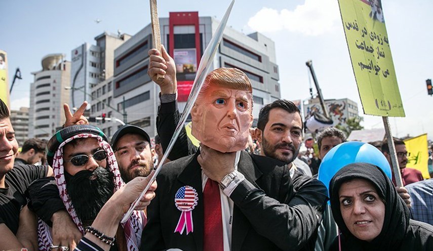 بالصور.. الايرانيون يشاركون في ميليونية القدس (6)