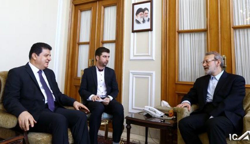 لاریجانی: رفتار سعودی‌ها و اماراتی‌ها در دراز مدت به زیان آنها است/ عدنان محمود: حضور ایران در سوریه به درخواست دولت قانونی و در راستای مبارزه با تروریست است