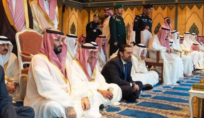 سعد الحریری در کنار شاه و ولی‌عهد سعودی نماز عید فطر اقامه کرد