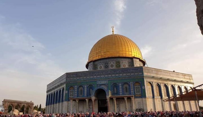 تصاویری از برپایی نماز عید فطر در مسجد الاقصی