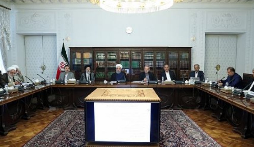 پرداخت 100 درصدی حقوق، عیدی و مزایای کارکنان و بازنشستگان کشوری و لشکری، مستمری بگیران و طرح رتبه بندی معلمان