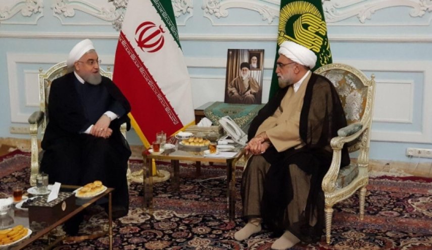 دولت برای ارائه خدمت بهتر به زائران و مجاوران حرم مطهر رضوی در کنار تولیت آستان قدس رضوی است