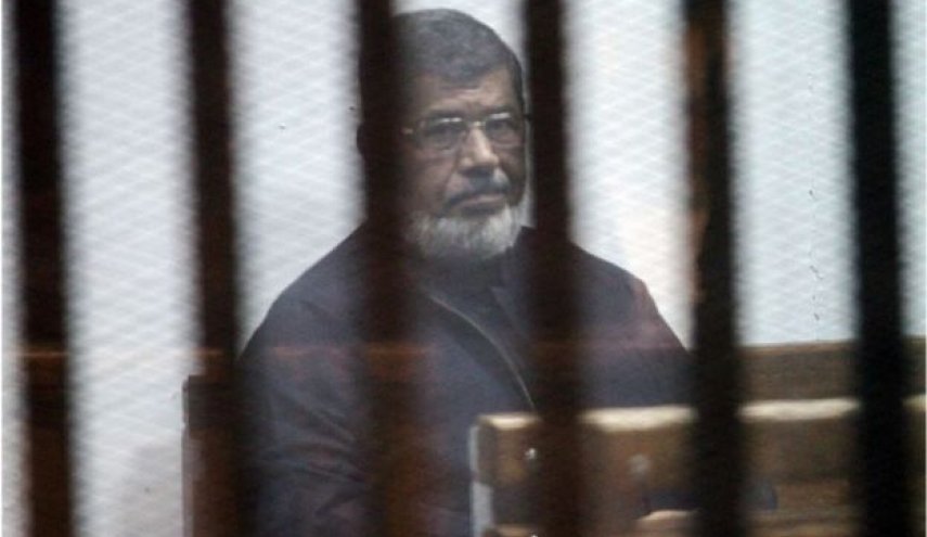 تضييق صحفي على خبر وفاة محمد مرسي 