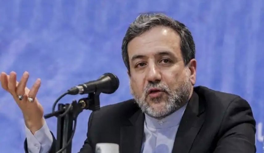 عراقچی: ائتلافی از کشورهای اسلامی برای اتخاذ موضع واحد در مقابله با معامله قرن تشکیل شود