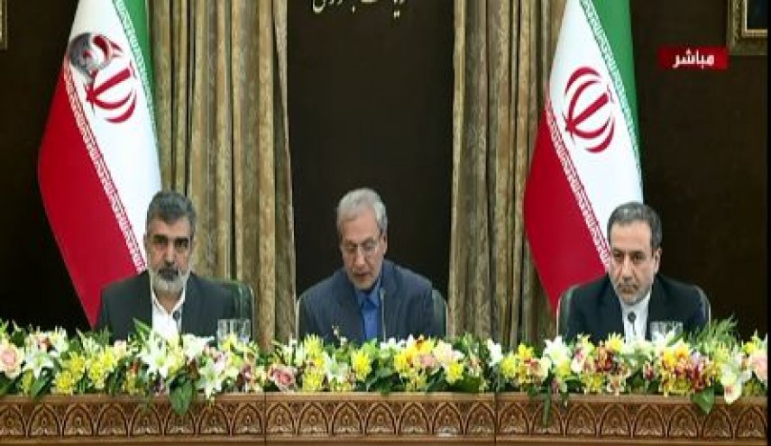 کمالوندی: تا ساعاتی دیگر غنی سازی بالای 3.67 درصد شروع می‌شود/ عراقچی: اقدامات ما برای حفظ برجام است/ گام سوم را در زمان مقتضی اعلام خواهیم کرد/ مفهومی به نام 1+5 را به رسمیت نمی شناسیم/ به هر میزانی که نیاز داشته باشد درصد غنی‌سازی را افزایش می‌دهیم