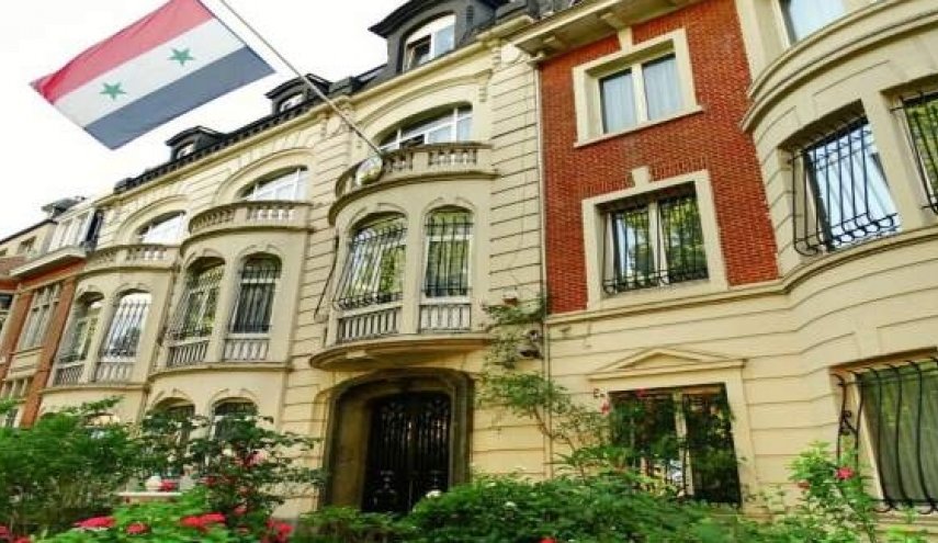 ما اسباب تقليل دول اوروبية عدد الموظفين السوريين في القنصليات؟ 