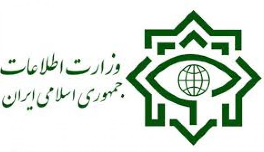 انهدام دو باند قاچاق طلا و ارز در آذربایجان غربی + تصاویر
