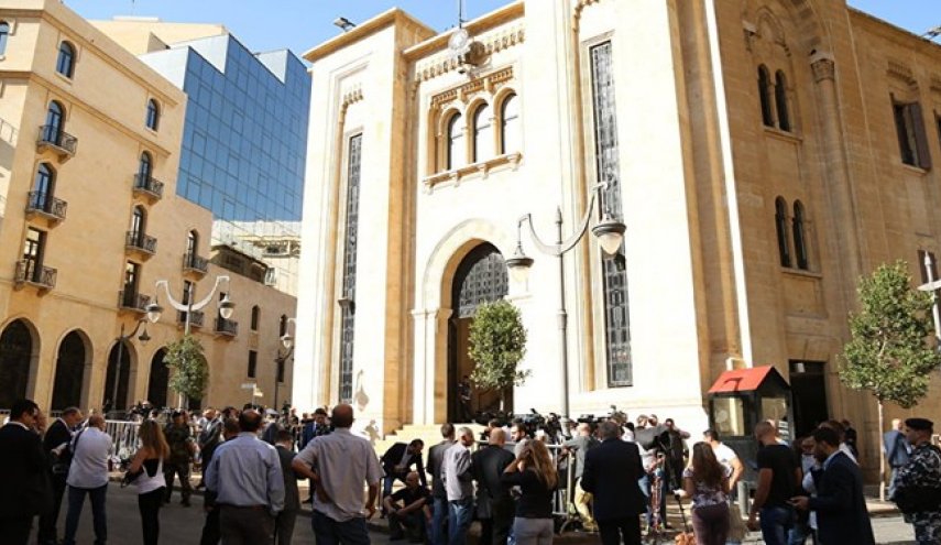 ساماندهی کارگران یا کمک به معامله قرن؟