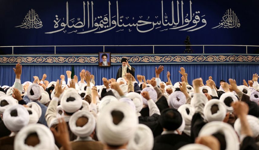 ائمه جمعه سراسر کشور با رهبر معظم انقلاب اسلامی دیدار کردند