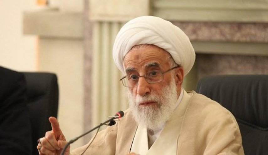 آیت‌الله جنتی دبیر شورای نگهبان ماند/ ابقای کدخدایی در سمت قائم‌مقامی
