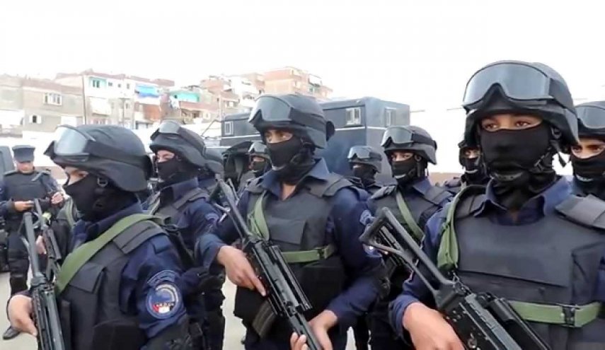 كشف عصابة تتاجر بالأطفال حديثي الولادة في الإسكندرية بمصر
