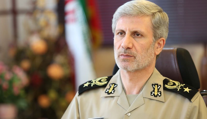 وزیر دفاع: هیچ پهپادی از جمهوری اسلامی ایران ساقط نشده است