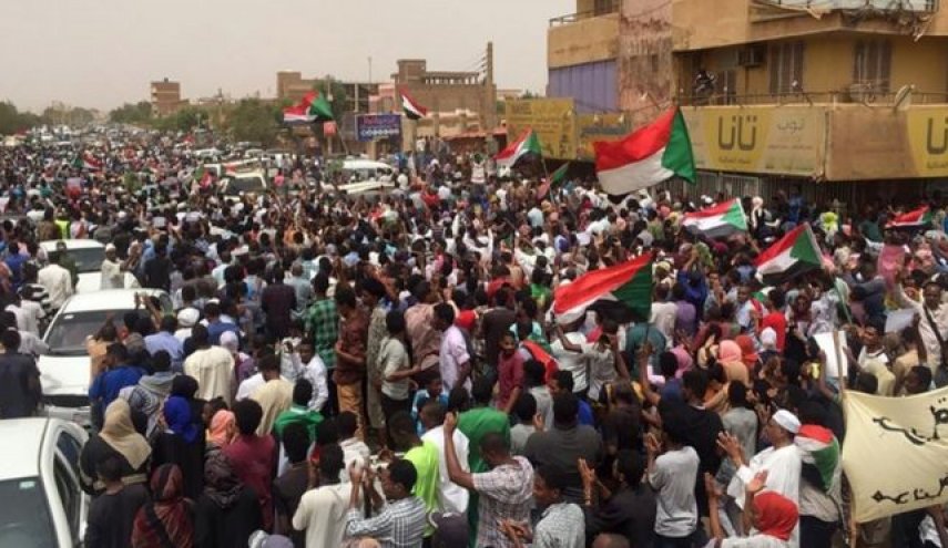 تظاهرات مردمی در سودان در اعتراض به کشته شدن هشت نفر
