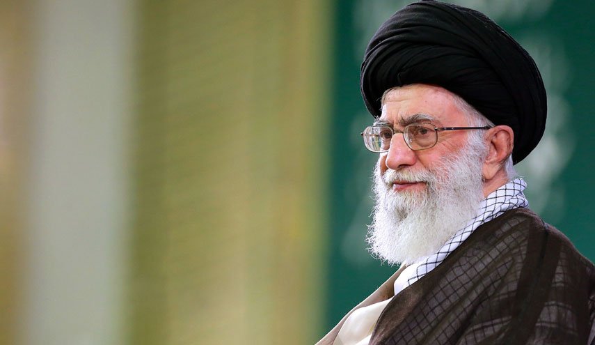پیام مقام معظم رهبری همزمان با روز عرفه به 18 زبان منتشر می شود