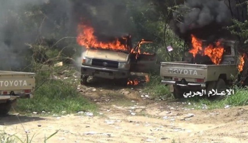 سه خودروی نظامی ارتش سعودی در مرز یمن منهدم شد
