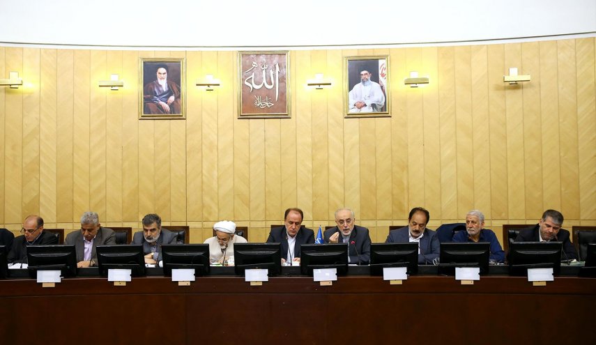 حاجی بابایی: غنی سازی اورانیوم را باید به 50 درصد برسانیم