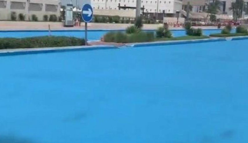 شاهد... لهذا السبب قطر تطلي شوارعها باللون الأزرق