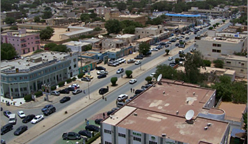 الجيش  الموريتاني يبدأ حملة نظافة لمناطق من نواكشوط

