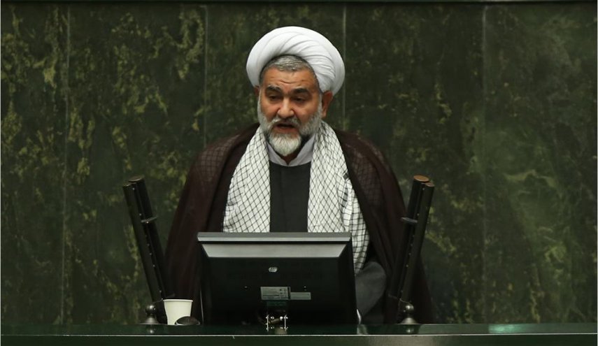 طرح ممنوعیت بکارگیری دوتابعیتی ها رد شد