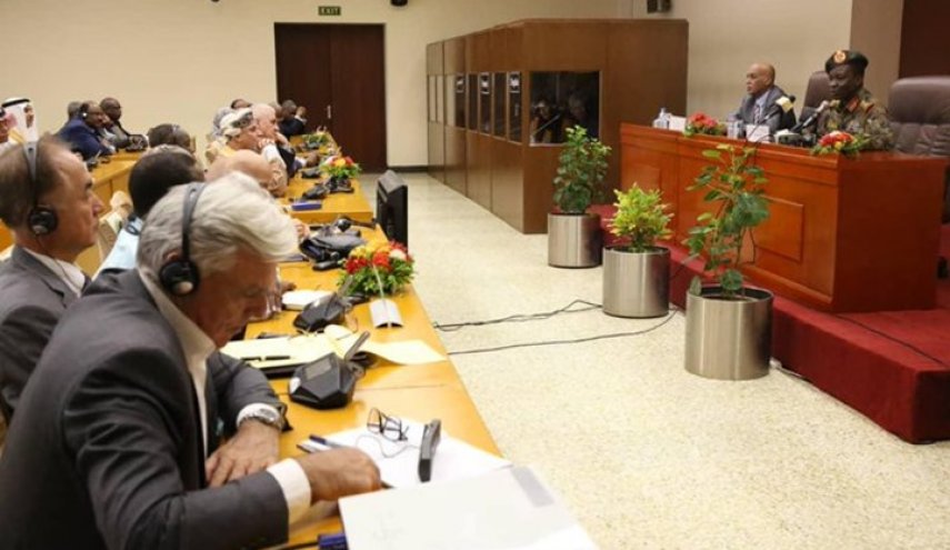 تجمع المهنيين: رفض العسكري مرشح رئاسة القضاء انتكاسة خطيرة بحق الثورة السودانية
