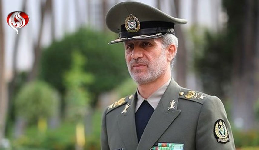 افتتاح خط تولید ذخیره‌سازهای پیشرفته دفاعی/ امیر حاتمی: این خط تولید در شرایط تحریم و توسط نخبگان جوان راه‌اندازی شد
