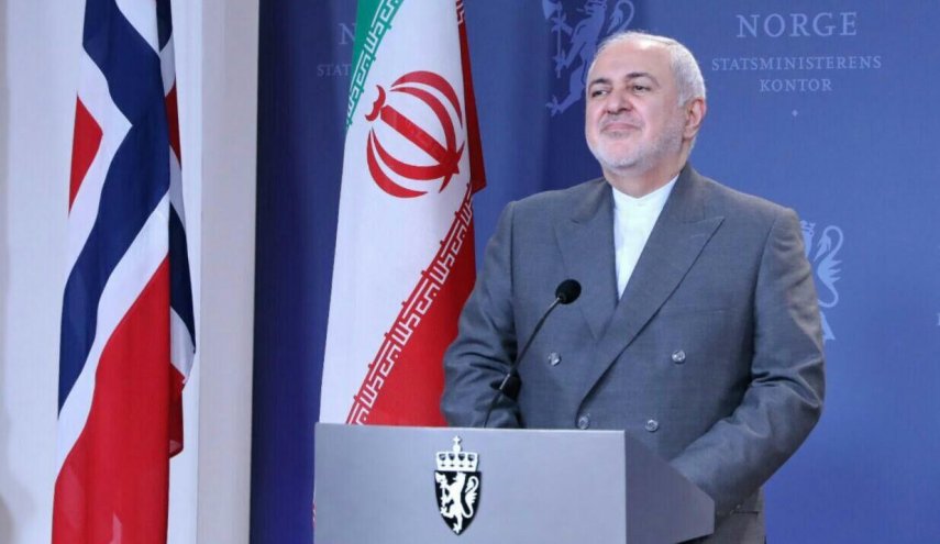 وزير الخارجية الايراني : سأزور باريس لدراسة اقتراح ماكرون