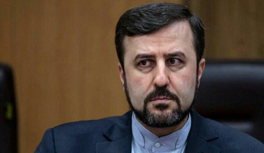 غریب آبادی: آژانس متعلق به دولت آمریکا نیست که بولتون دستورکار بازدید مقاماتش را تعیین کند