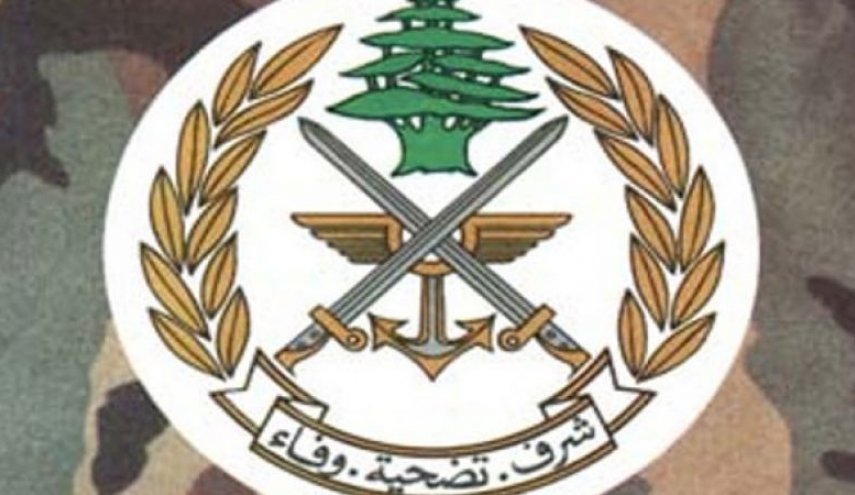 زورق حربي معادٍ يخرق المياه الاقليمية اللبنانية 