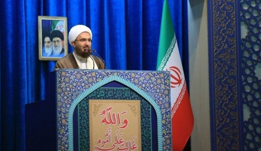 حاج علی اکبری: نظام و انقلاب ما ریشه حسینی دارد
