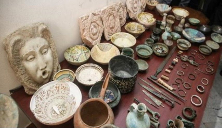 اكتشاف آثار تاريخية تعود الى آلاف السنين في ايران