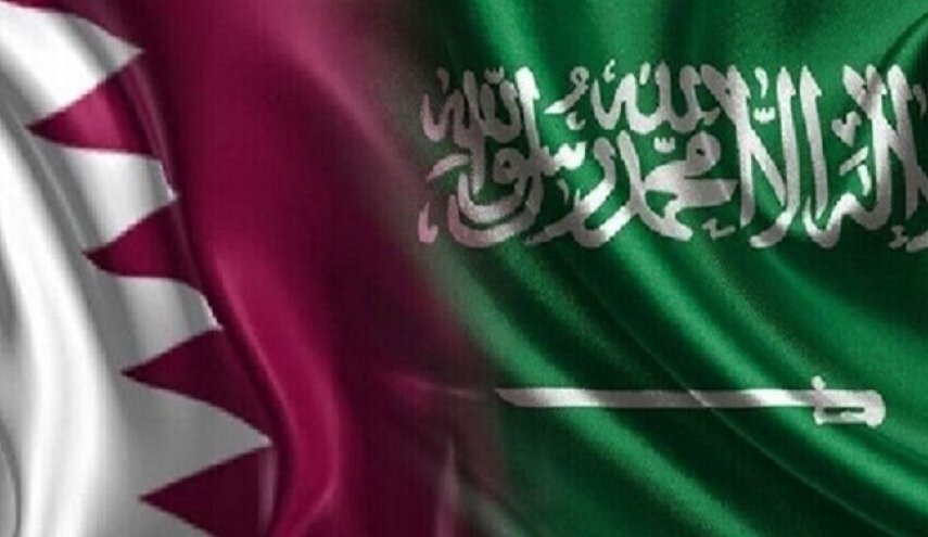 قطر: عربستان افکار عمومی را فریب می‌دهد
