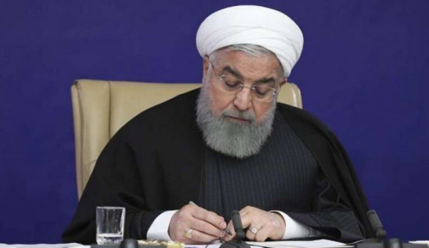 روحاني يهنئ نظيره الكوري الشمالي بمناسبة العيد الوطني لبلاده