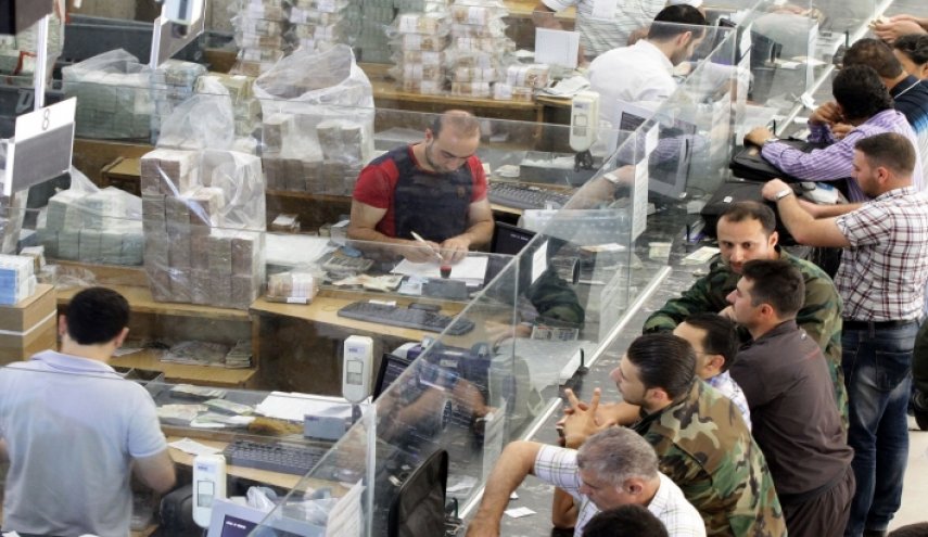 بشرى سارة.. قروض بدون فوائد للعاملين في الدولة السورية