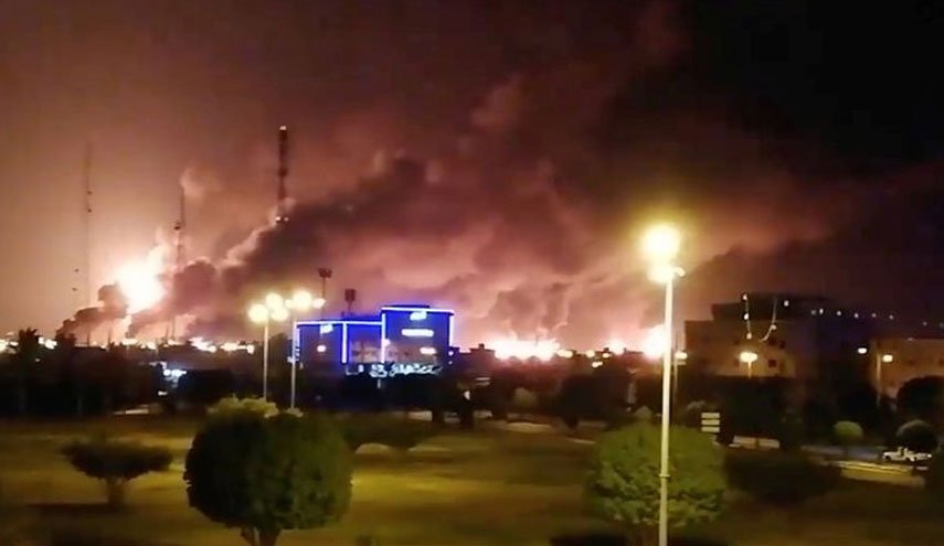 زیان روزانه عربستان پس از حملات پهپادی انصارالله و توقف نیمی از تولیدات نفتی آن چقدر است؟