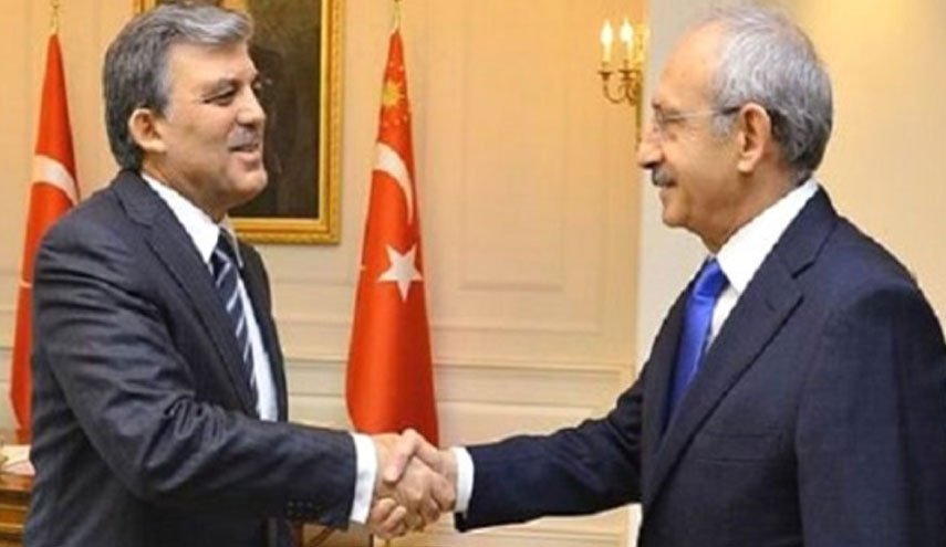 صف آرایی عبدالله گل در برابر اردوغان/ توافق گل و رهبر حزب مخالف دولت ترکیه برای معرفی نامزد مشترک