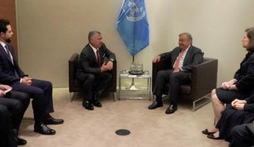 الملك الاردني وغوتيريش يبحثان المستجدات الإقليمية
