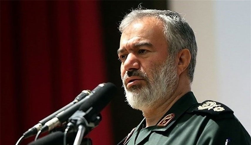 دریادار فدوی: باید بر روند چهل سال گذشته پافشاری کنیم