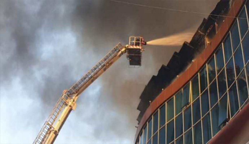 صور.. حريق فندق بلدوان في بغداد
