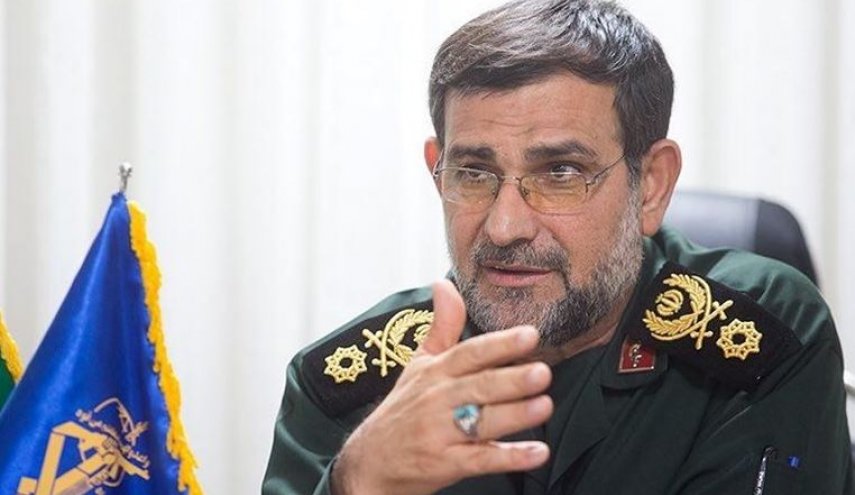 دریادار تنگسیری: حضور بیگانگان در ‌خلیج‌ فارس هیچ دستاوردی ‌ندارد/ تولید شناورهای تندرو با سرعت ۱۰۰نات‌
