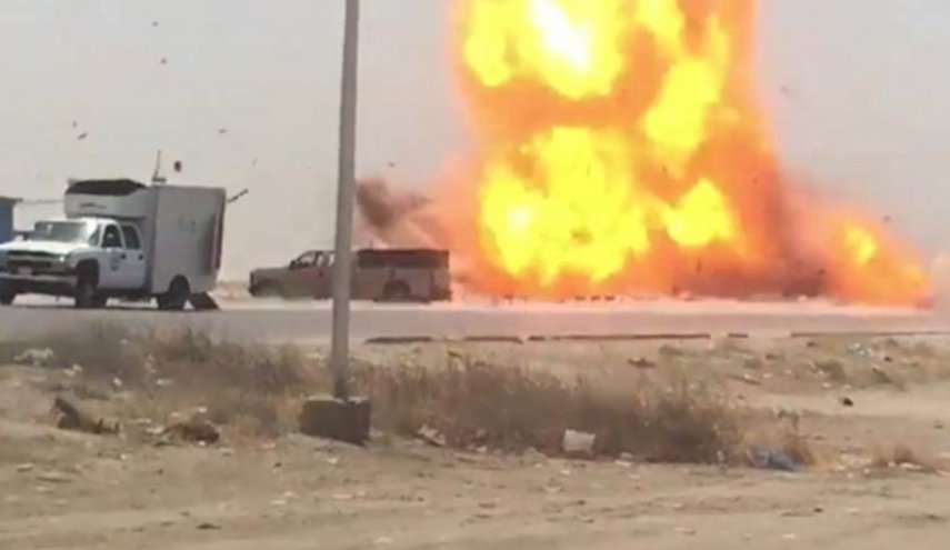 استشهاد عناصر من الجيش العراقي بانفجار سيارة مفخخة بالرطبة