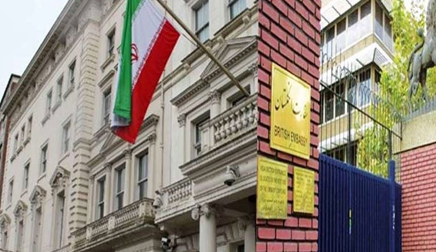هیاتی از متخصصان انگلیسی برای مدرن‌سازی راکتور اراک وارد تهران شدند
