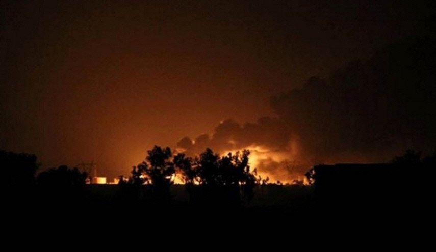 انفجار گاز باعث آتش سوزی در چهار مغازه در مرکز بغداد شد