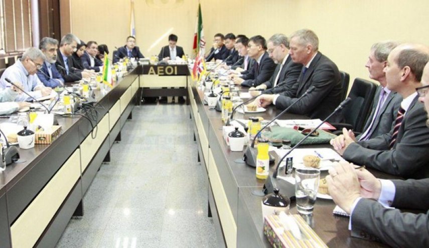 نشست هماهنگی مدرن سازی راکتور آب سنگین اراک برگزار شد