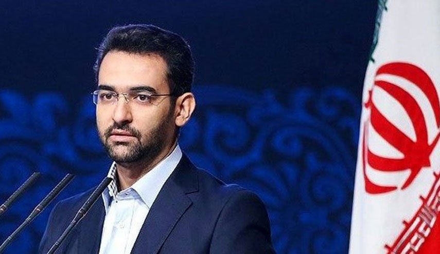 اظهارات وزیر ارتباطات در باره کلاهبرداران ارزش افزوده / کلاهبرداران در حال دوقطبی‌سازی جامعه به بهانه سفر زیارتی هستند