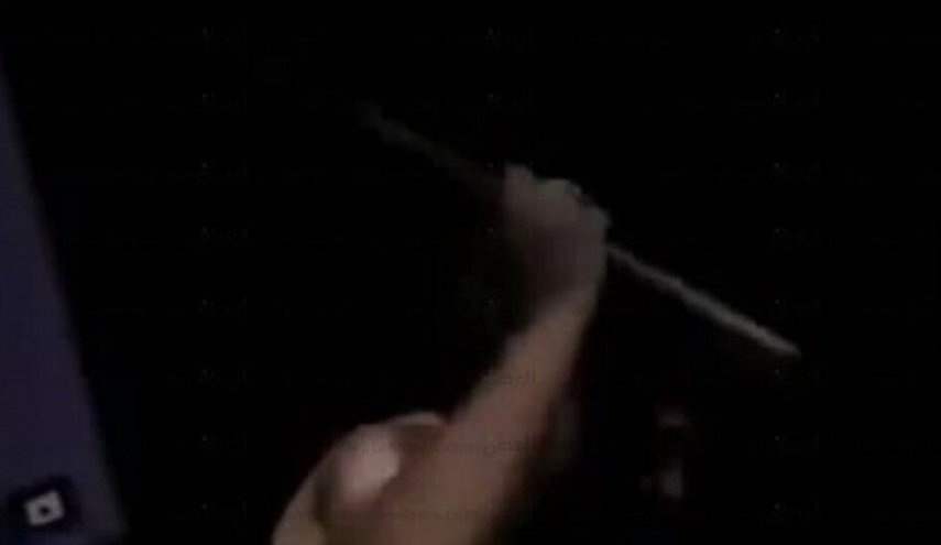 المصريون يحرقون منزل سيدة والسبب..؟ 