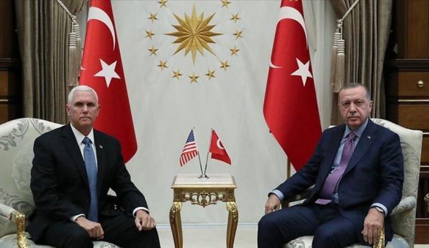 میدل‌ایست‌آی: اردوغان و پنس بر سر آتش‌بس‌ موقت در سوریه موافقت کردند
