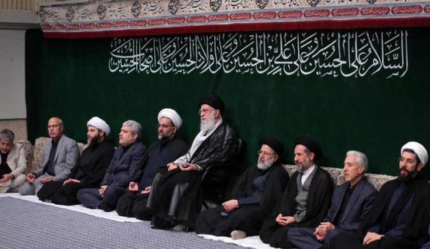 اگر در مسیر حق، ثابت‌قدم باشید، کشور و دنیا اصلاح می‌شود