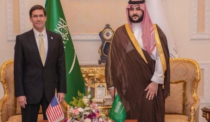 دیدار وزیر دفاع آمریکا با معاون وزیر دفاع سعودی در ریاض

